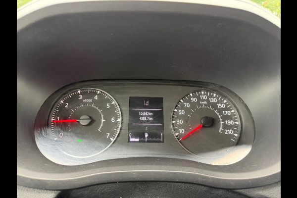 Renault Master T33 2.3 dCi 135 L2H2 Work Edition |'' 104.000 KM '' + Achteruitrijcamera Nu € 13.999,- EX BTW