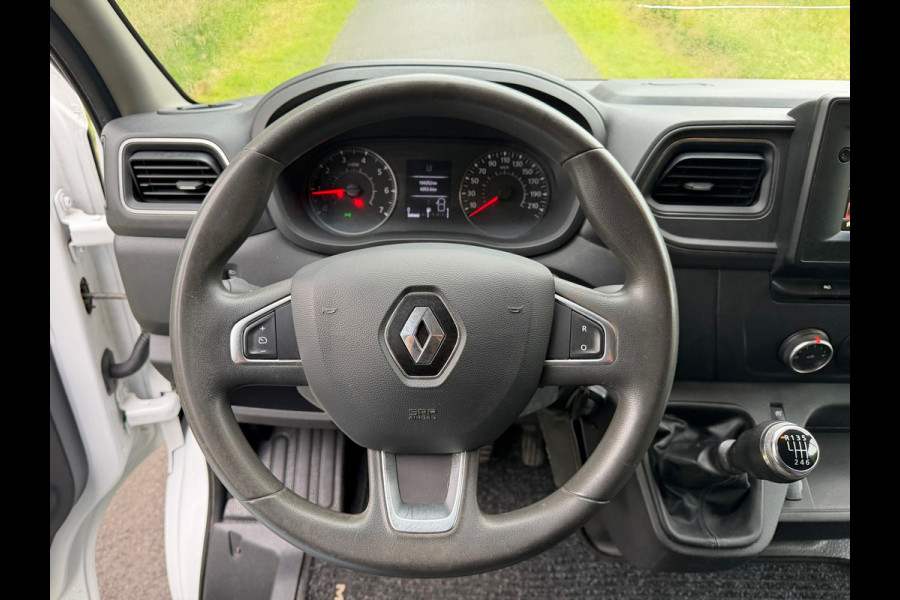 Renault Master T33 2.3 dCi 135 L2H2 Work Edition |'' 104.000 KM '' + Achteruitrijcamera Nu € 13.999,- EX BTW