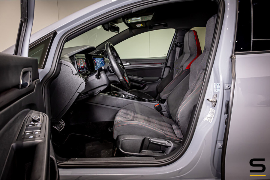 Volkswagen Golf 2.0 TSI GTI|Cam|Trekhaak|Acc|Dealer onderhou