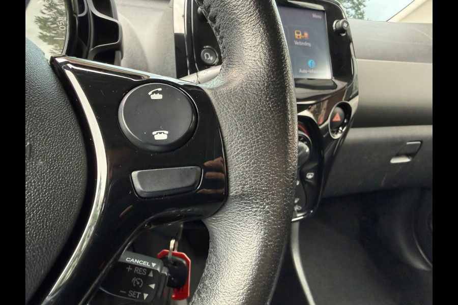 Peugeot 108 1.0 e-VTi Allure TOP! - Media - Airco - Pack Look - Org.NL