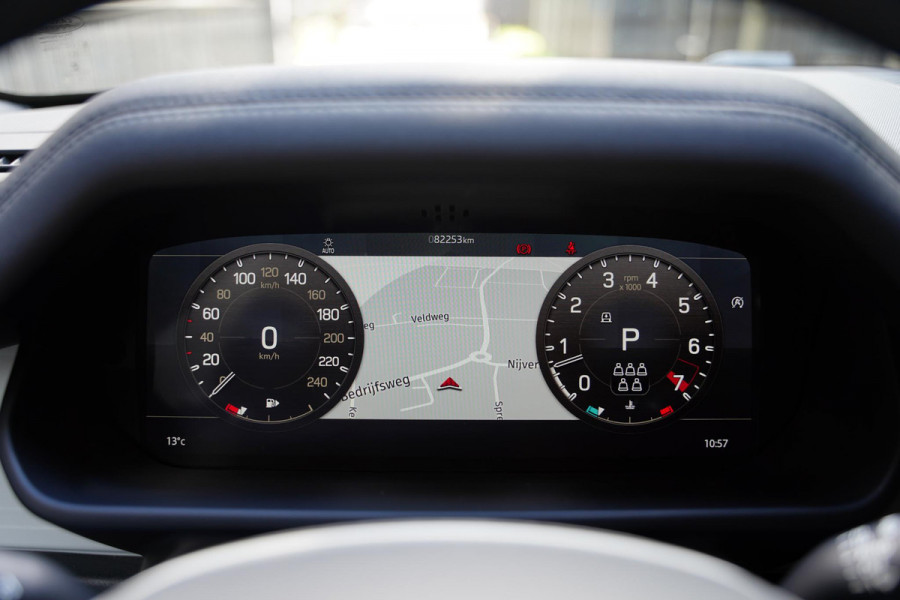 Land Rover Defender P400 110 X-Dynamic 7p. / Urban