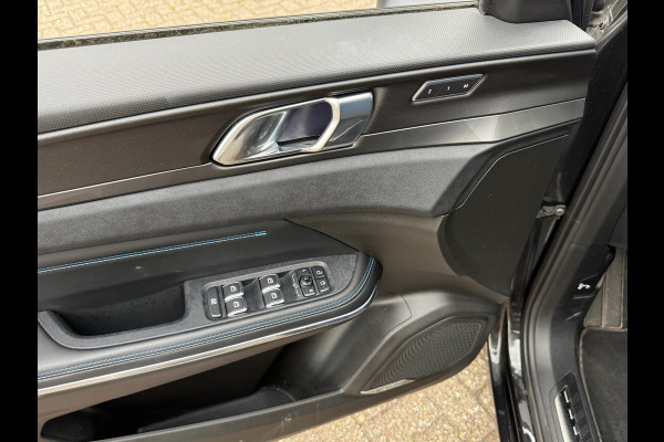 Lynk & Co 01 1.5 | BLACK EDITION |NAP | PANORAMA | CAMERA | CARPLAY | INRUIL MOGELIJK