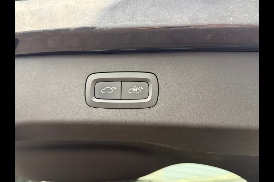 Lynk & Co 01 1.5 | BLACK EDITION |NAP | PANORAMA | CAMERA | CARPLAY | INRUIL MOGELIJK