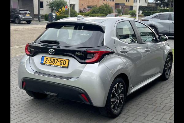 Toyota Yaris 1.5 Hybrid 116pk Dynamic Plus | Parkeersensoren, Stoelverwarming, Keyless