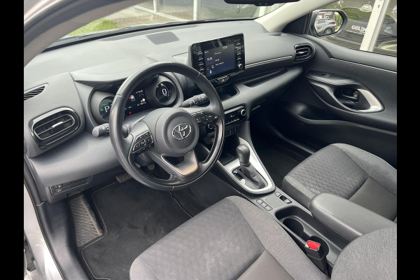Toyota Yaris 1.5 Hybrid 116pk Dynamic Plus | Parkeersensoren, Stoelverwarming, Keyless