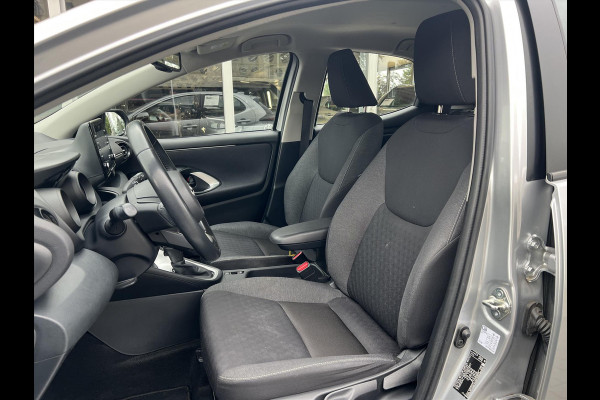 Toyota Yaris 1.5 Hybrid 116pk Dynamic Plus | Parkeersensoren, Stoelverwarming, Keyless