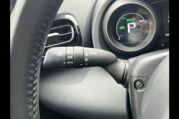 Toyota Yaris 1.5 Hybrid 116pk Dynamic Plus | Parkeersensoren, Stoelverwarming, Keyless