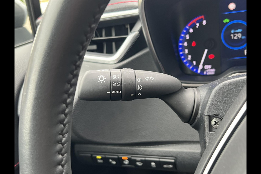 Toyota Corolla Touring Sports 2.0 Hybrid 184pk Executive | JBL, HUD, Stoel + stuurverwarming, Elektrische achterklep