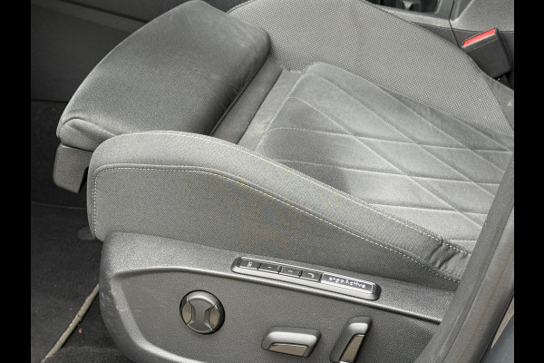 Volkswagen Golf 1.4 DSG GTE Memory|ACC|Camera|Dealer Onderhouden
