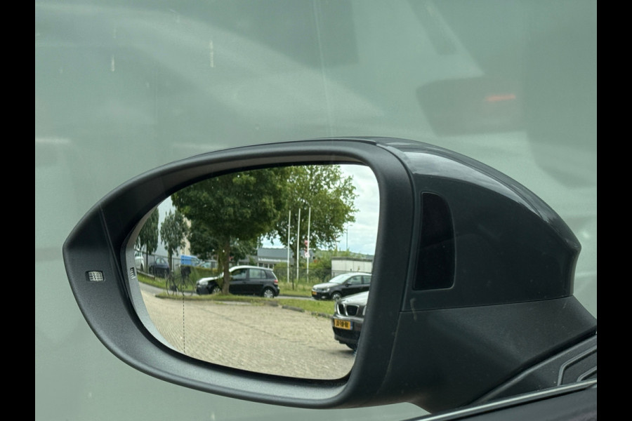 Volkswagen Golf 1.4 DSG GTE Memory|ACC|Camera|Dealer Onderhouden