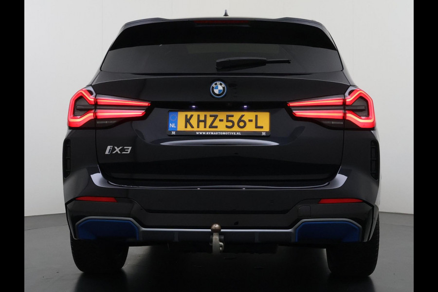 BMW iX3 Executive 80 kWh VAN: 44.900,- VOOR: 40.877,- UW WKVOORDEEL: 4.023,- | M-Sport |SOH 99% | ELEKTRISCHE TREKHAAK| ELEKTRISCHE ACHTERKLEP| PANORAMADAK| DRIVING ASSISTENT PROFESSIONAL| DODE HOEK SENSOR| STOELVERWARMING