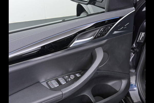BMW iX3 Executive 80 kWh VAN: 44.900,- VOOR: 40.877,- UW WKVOORDEEL: 4.023,- | M-Sport |SOH 99% | ELEKTRISCHE TREKHAAK| ELEKTRISCHE ACHTERKLEP| PANORAMADAK| DRIVING ASSISTENT PROFESSIONAL| DODE HOEK SENSOR| STOELVERWARMING