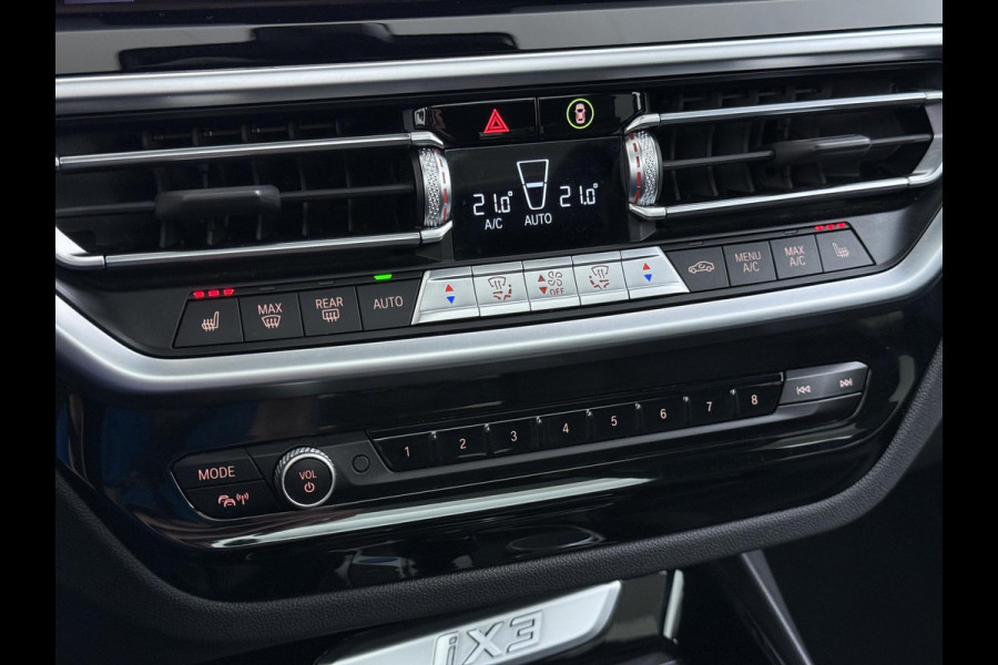 BMW iX3 Executive 80 kWh VAN: 44.900,- VOOR: 40.877,- UW WKVOORDEEL: 4.023,- | M-Sport |SOH 99% | ELEKTRISCHE TREKHAAK| ELEKTRISCHE ACHTERKLEP| PANORAMADAK| DRIVING ASSISTENT PROFESSIONAL| DODE HOEK SENSOR| STOELVERWARMING