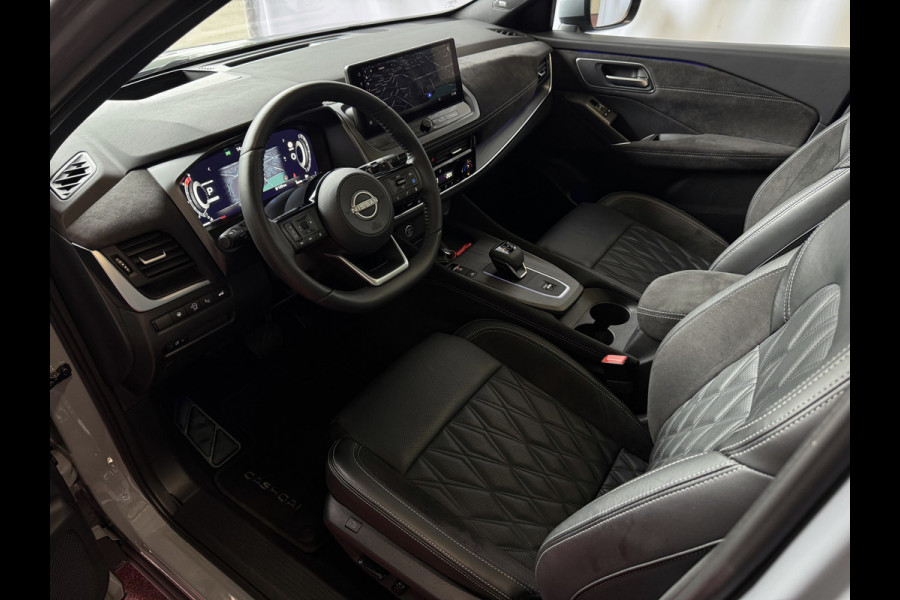 Nissan QASHQAI 1.3 MHEV 160PK 4CILINDER 1800KG TREKVERM TEKNA PLUS BOSE 2-TONE 20''LMV LEER ALCANTARA PANO MASSAGE BOSE STOEL/STUUR/RUIT VERW M 03/2026 K ✅Top Auto's Wijchen , 30 Jaar Specialist in Nissan  : Alle Type's : Tekna / Plus / N-Design / N-Connecta / Limited Edition / Premium / Executive /  , Zowel PHEV / HEV / MHEV / TURBO / HYBRID