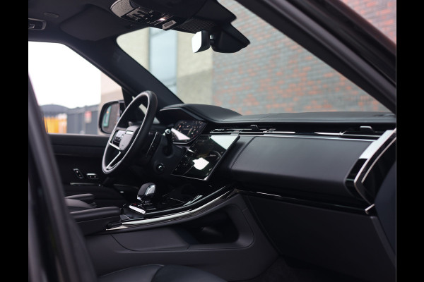 Land Rover Range Rover Sport P460e Dynamic SE | Pano - Trekhaak - Meridian