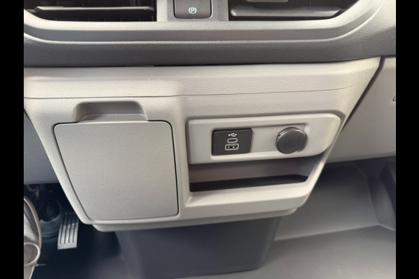 Ford Transit Custom Kombi 9 pers. Vol. elektr. 71 kWh . 340 L2H1 100kW Trend Climate Controle tweede zitrij All Season banden