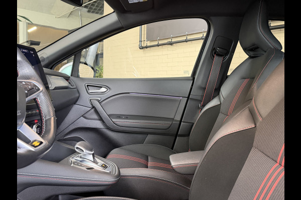 Renault Captur 1.3 MHEV 160 R.S. Line | Groot Navi | 18 " | Camera | Led | Stoel & Stuur Verwarming 100% Dealer onderhouden!