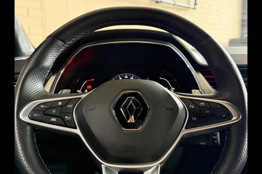 Renault Captur 1.3 MHEV 160 R.S. Line | Groot Navi | 18 " | Camera | Led | Stoel & Stuur Verwarming 100% Dealer onderhouden!