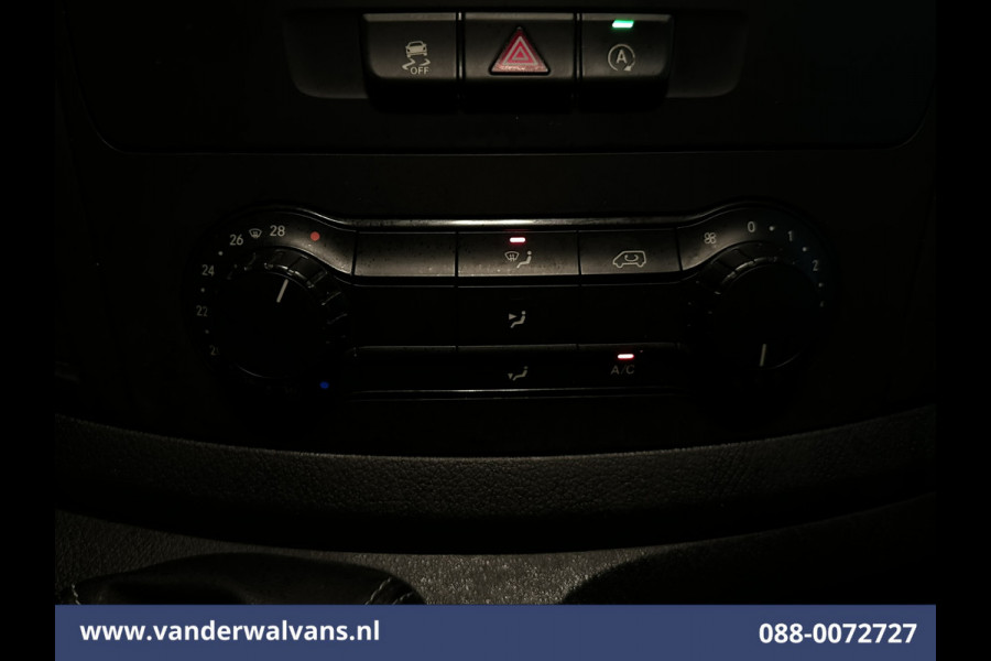 Mercedes-Benz Vito 116 CDI 164pk L3H1 Euro6 Airco | Camera | Cruisecontrol | LED | 2500kg Trekhaak Parkeersensoren, Stoelverwarming, Bijrijdersbank