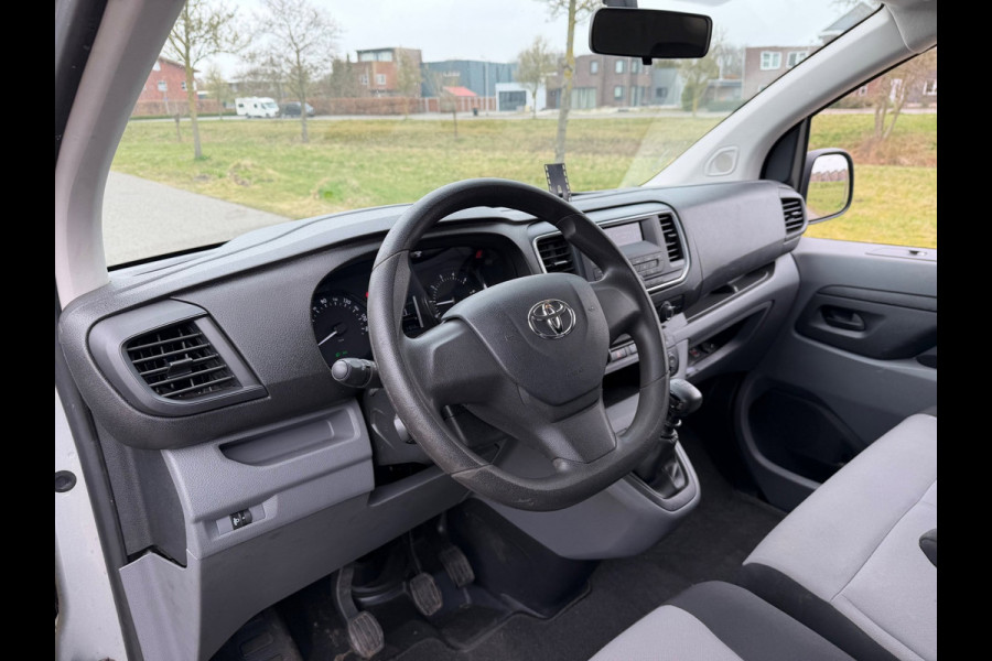 Toyota Proace Shuttle 1.6 D-4D Cool Comfort Long 9 persoons | pano | Airco | Cruise | Radio |