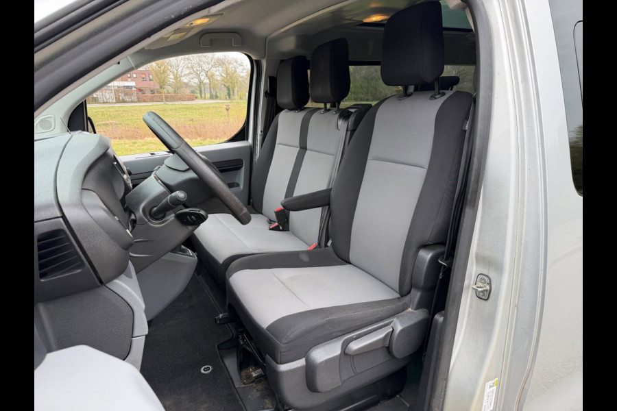 Toyota Proace Shuttle 1.6 D-4D Cool Comfort Long 9 persoons | pano | Airco | Cruise | Radio |