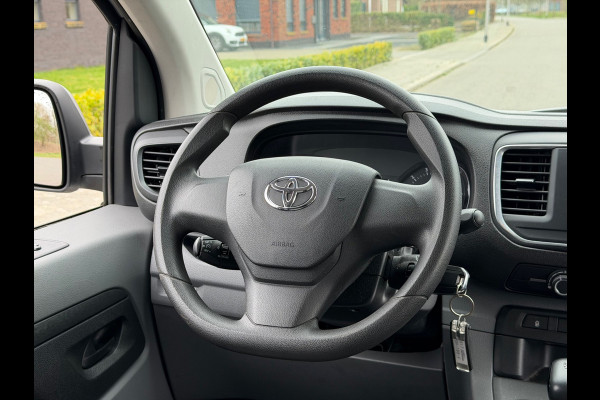 Toyota Proace Shuttle 1.6 D-4D Cool Comfort Long 9 persoons | pano | Airco | Cruise | Radio |