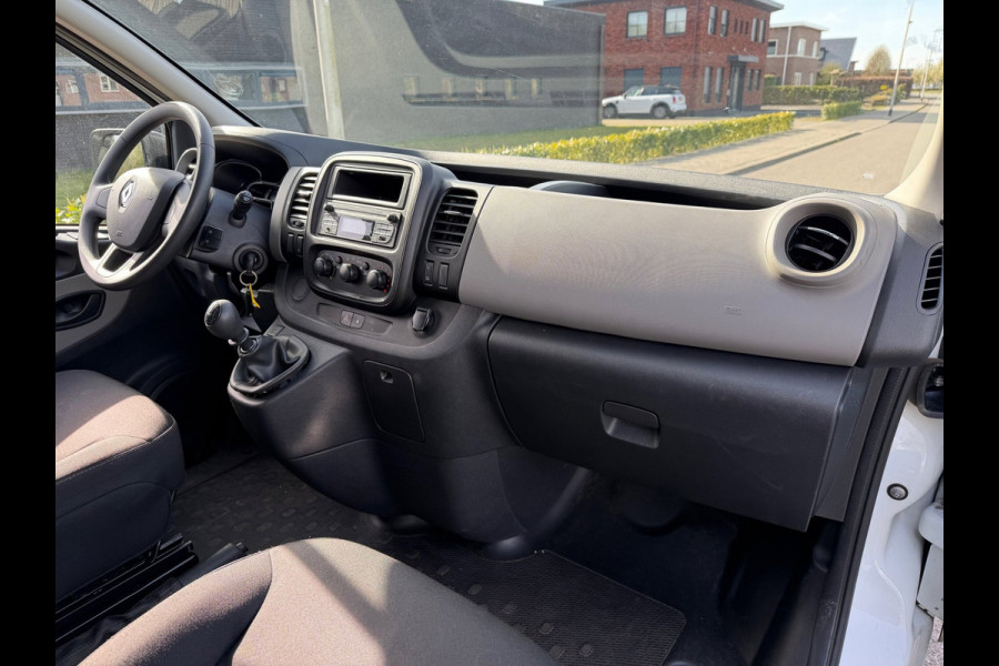 Renault Trafic Passenger 1.6 dCi Life Energy L1H1| Airco | Radio | 8 persoons | EX BTW | BPM Vrij