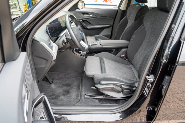 BMW X1 SDrive18i|Prijs rijklaar incl 12 mnd garantie|Nieuw Model Navi Camera Elek klep Dig.Cockpit