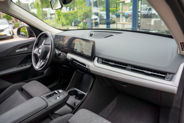 BMW X1 SDrive18i|Prijs rijklaar incl 12 mnd garantie|Nieuw Model Navi Camera Elek klep Dig.Cockpit