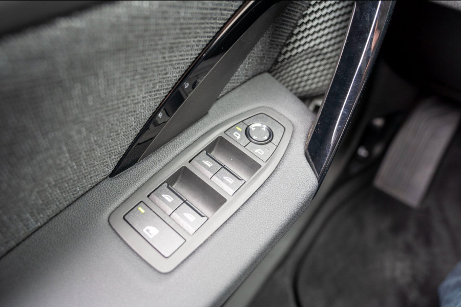 BMW X1 SDrive18i|Prijs rijklaar incl 12 mnd garantie|Nieuw Model Navi Camera Elek klep Dig.Cockpit