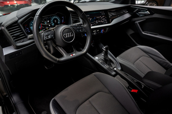 Audi A1 Sportback 35 TFSI 3X SLine Leer Navi Virtual Climate PDC LM velgen Stoelverwarming Zwarte binnenhemel Carplay