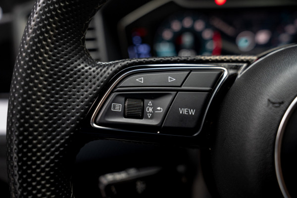 Audi A1 Sportback 35 TFSI 3X SLine Leer Navi Virtual Climate PDC LM velgen Stoelverwarming Zwarte binnenhemel Carplay