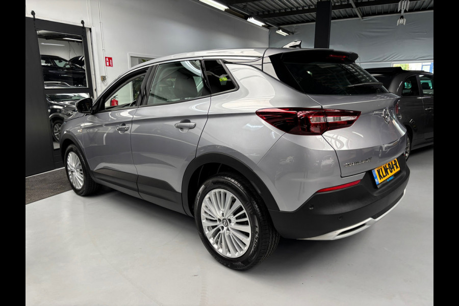 Opel Grandland X 1.2 Turbo Innovation / Camera / Carplay
