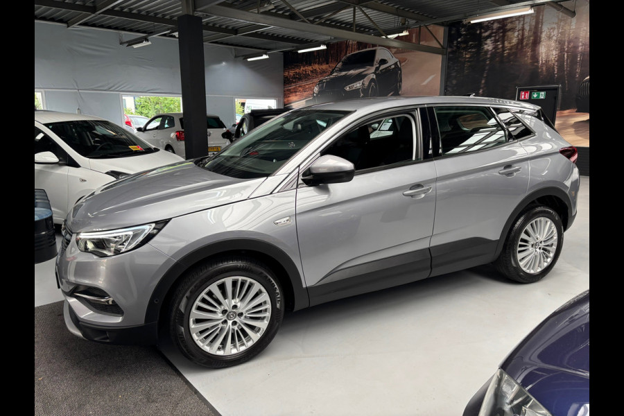 Opel Grandland X 1.2 Turbo Innovation / Camera / Carplay