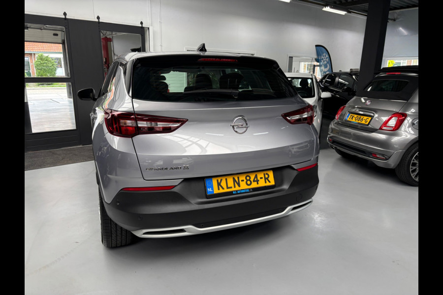 Opel Grandland X 1.2 Turbo Innovation / Camera / Carplay