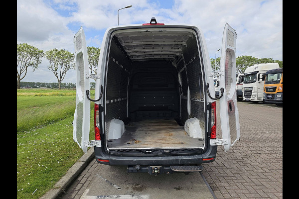 Mercedes-Benz Sprinter 317 L2H2 RWD 3.5t-Trekhaak Airco Camera Mbux PDC Standkachel Euro6 170 PK