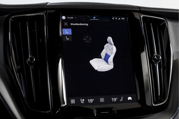 Volvo XC60 2.0 T8 Plug-in hybrid AWD Plus Dark | S/K-Panodak | Dig. Cockpit | Adapt. Cruise | Winterpakket | PDC | 360 Camera | NAV + App.Connect | ECC | Harman/Kardon | Elek. Klep | LM 19" | 9613