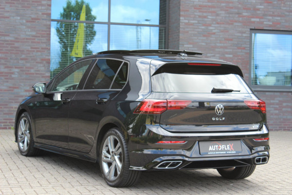 Volkswagen Golf 1.5 eTSI R-Line pano / IQ light