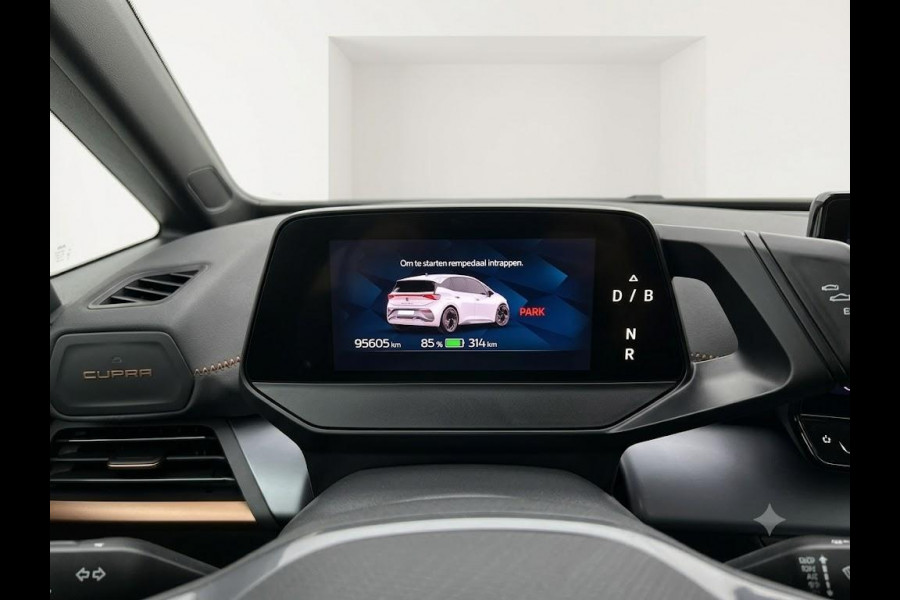 CUPRA Born Adrenaline One 62 kWh 204pk | Navigatie | Parkeercamera | Lichtmetalen velgen | Adaptieve cruise controle | Verwarmbare voorstoelen