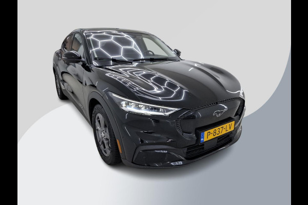 Ford Mustang Mach-E RWD 75 kWh 88.000 KM | SOH 92,5% | Technology Pack Plus | Panorama Dak | Volledig Lederen Interieur. | WORDT VERWACHT!