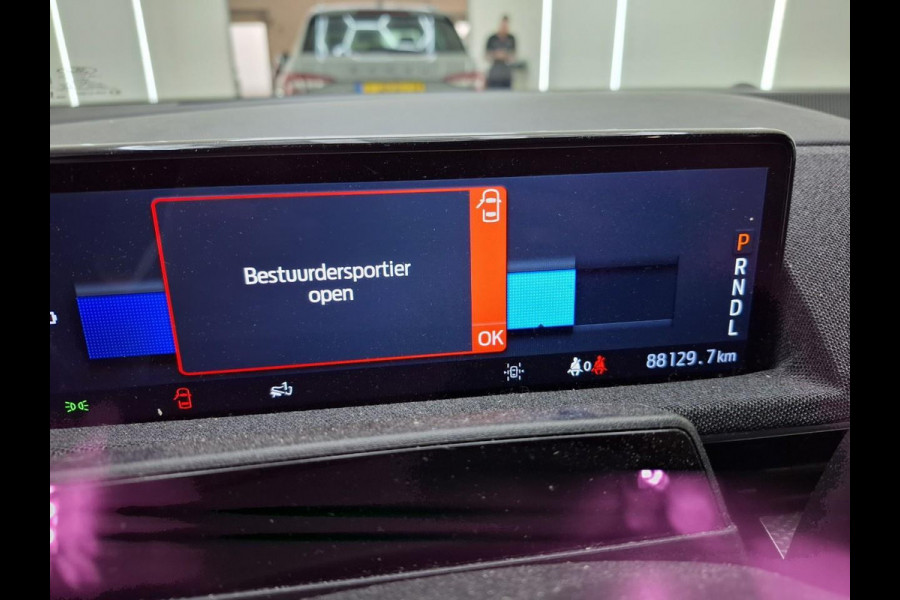 Ford Mustang Mach-E RWD 75 kWh 88.000 KM | SOH 92,5% | Technology Pack Plus | Panorama Dak | Volledig Lederen Interieur. | WORDT VERWACHT!