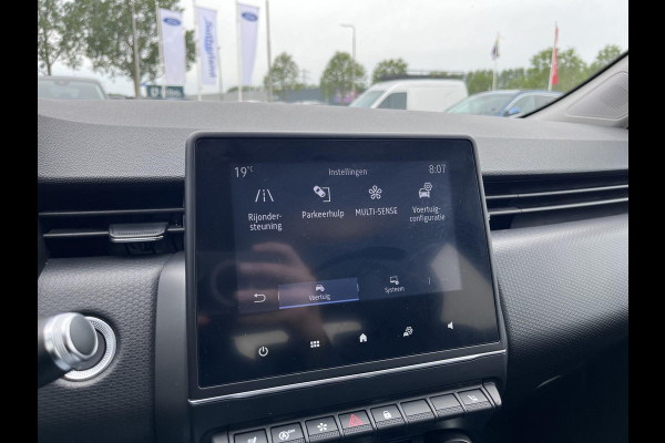 Renault Clio 1.0 TCe Intens 100pk | Navigatie | Pack Style | Trekhaak Afneembaar