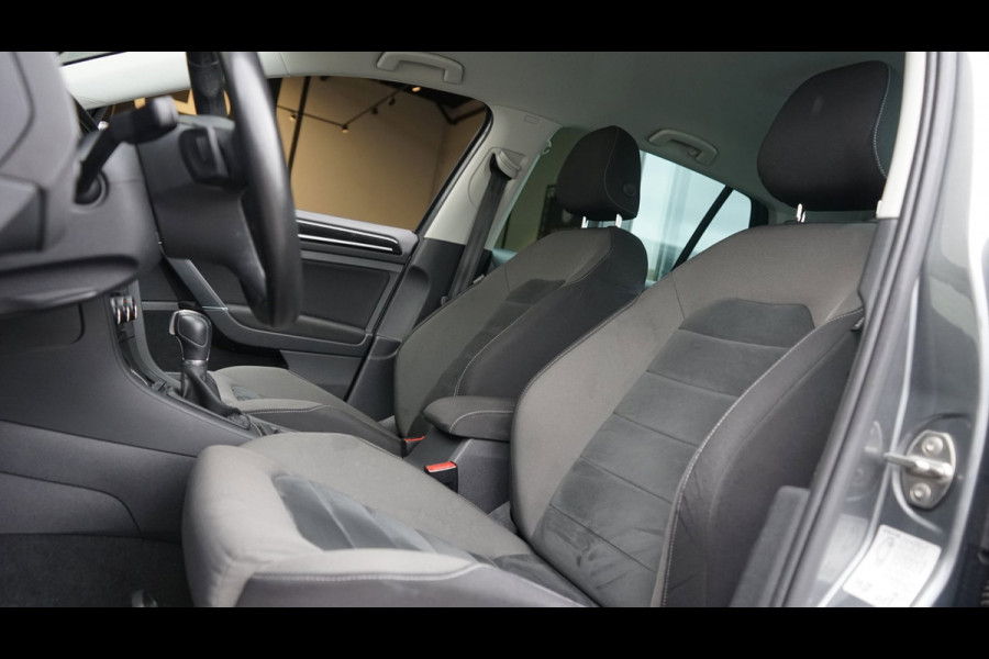 Volkswagen Golf 7.5 R-Line 1.5 TSI AUTOMAAT-ACC-CAMERA-CLIMA-FULL LED-NAVIGATIE-STOELVERWARMING