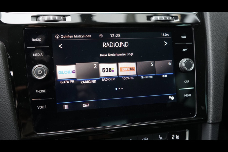 Volkswagen Golf 7.5 R-Line 1.5 TSI AUTOMAAT-ACC-CAMERA-CLIMA-FULL LED-NAVIGATIE-STOELVERWARMING