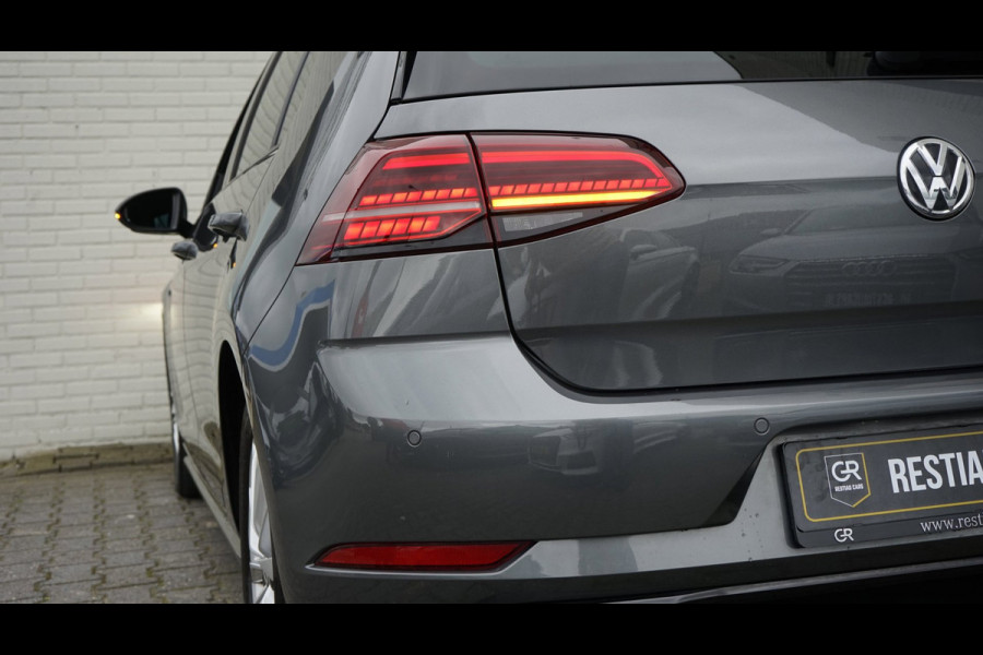 Volkswagen Golf 7.5 R-Line 1.5 TSI AUTOMAAT-ACC-CAMERA-CLIMA-FULL LED-NAVIGATIE-STOELVERWARMING