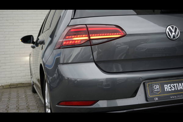Volkswagen Golf 7.5 R-Line 1.5 TSI AUTOMAAT-ACC-CAMERA-CLIMA-FULL LED-NAVIGATIE-STOELVERWARMING