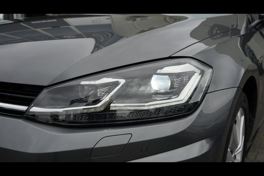 Volkswagen Golf 7.5 R-Line 1.5 TSI AUTOMAAT-ACC-CAMERA-CLIMA-FULL LED-NAVIGATIE-STOELVERWARMING