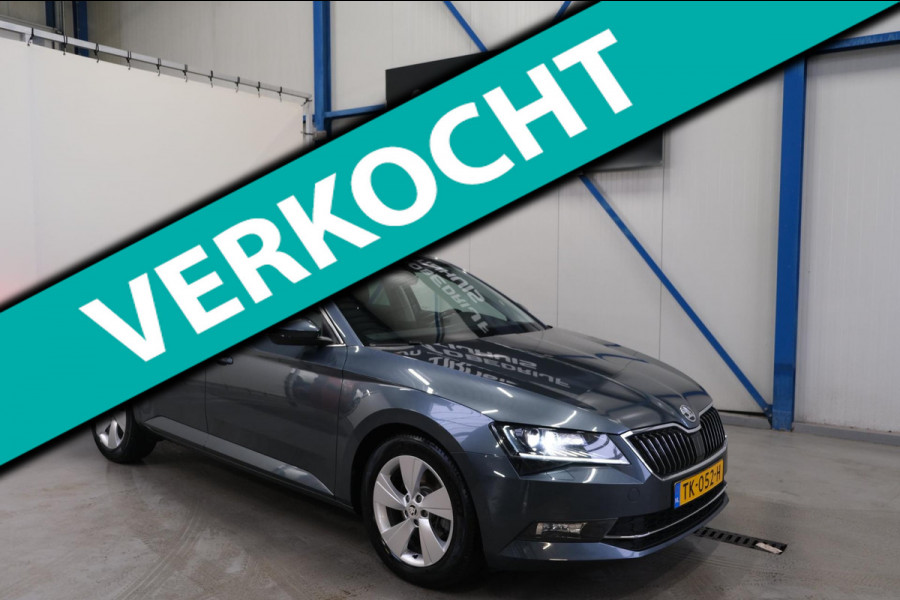 Škoda Superb Combi 1.4 TSI ACT Ambition Business Automaat - N.A.P. Airco, Cruise, Navi, PDC.
