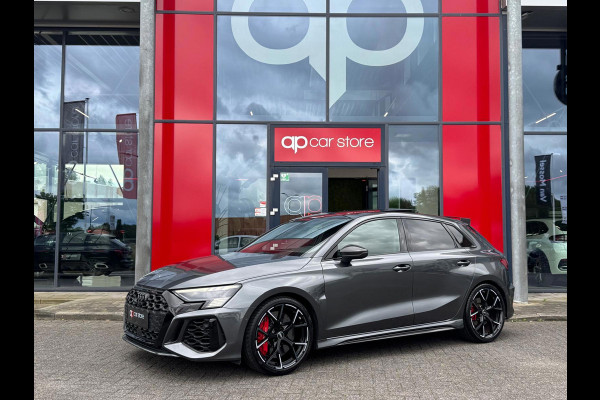 Audi A3 Sportback 2.5 TFSI RS 3 Quattro VOL ! | Ceramic | Panorama | B&O | Red Stitch | HUD | Matrix | Carbon | BTW Auto |