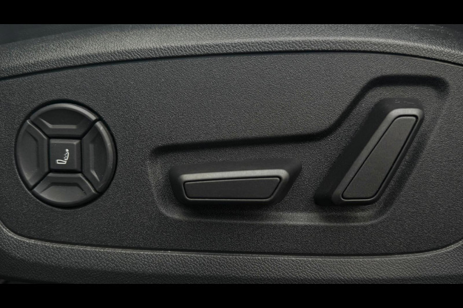 Audi A3 Sportback 2.5 TFSI RS 3 Quattro VOL ! | Ceramic | Panorama | B&O | Red Stitch | HUD | Matrix | Carbon | BTW Auto |